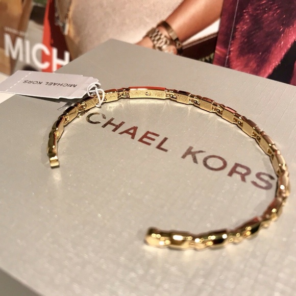 🎁 NWT $175 MICHAEL KORS Mercer Link 14K Gold Cuff - Picture 2 of 7